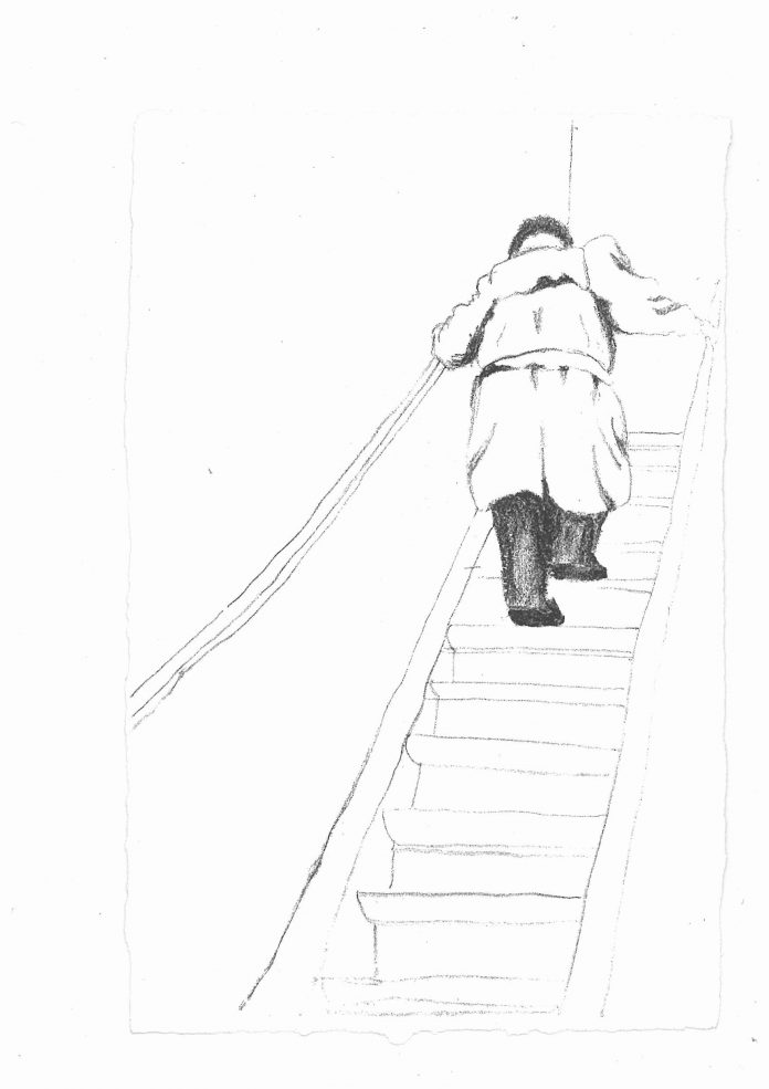 Ignace Lapiower montant les escalier